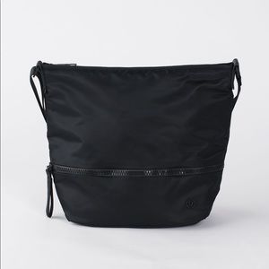 Lululemon Go Lightly Shoulder Bag